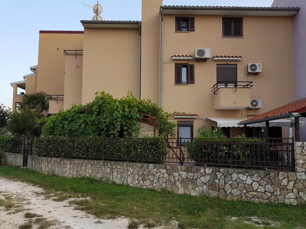 Apartment Matteo Rovinj Exterior photo