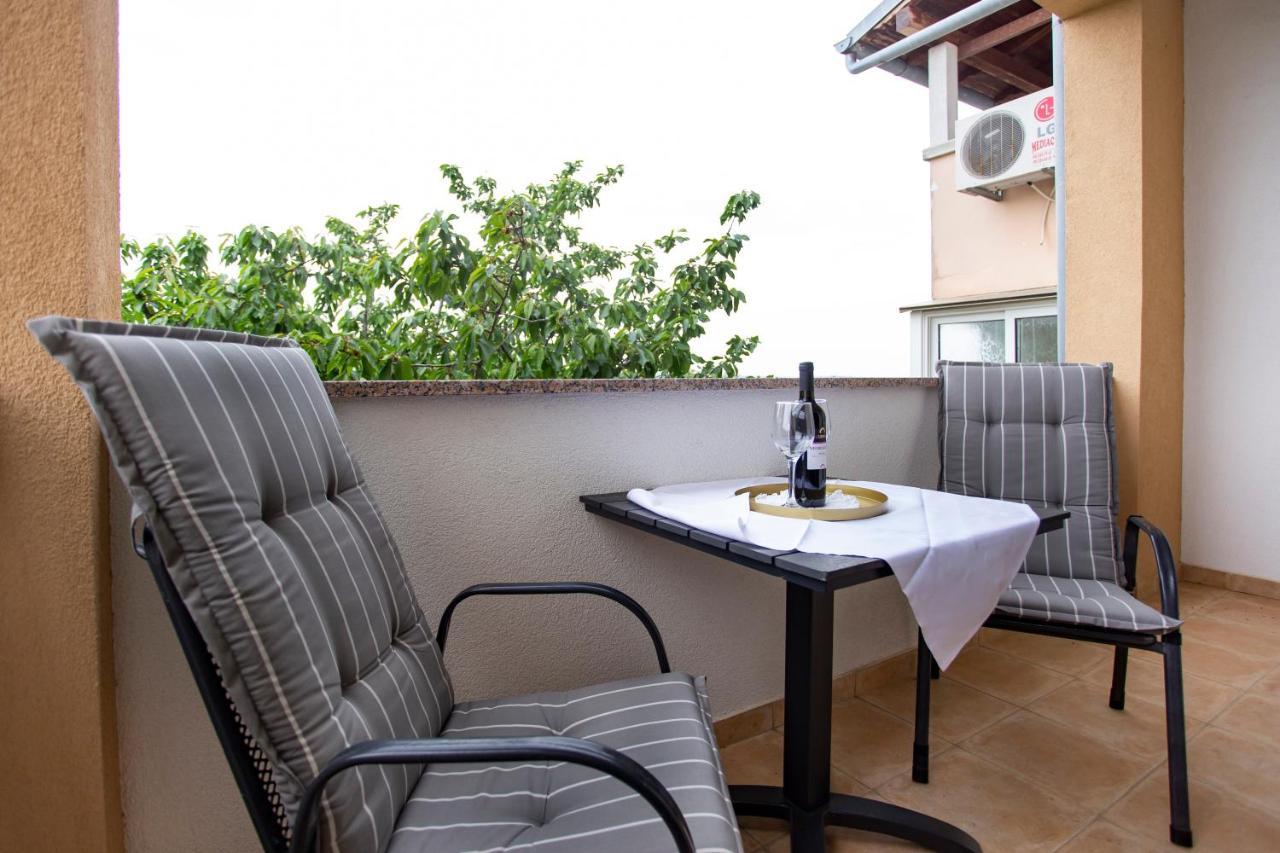 Apartment Matteo Rovinj Exterior photo