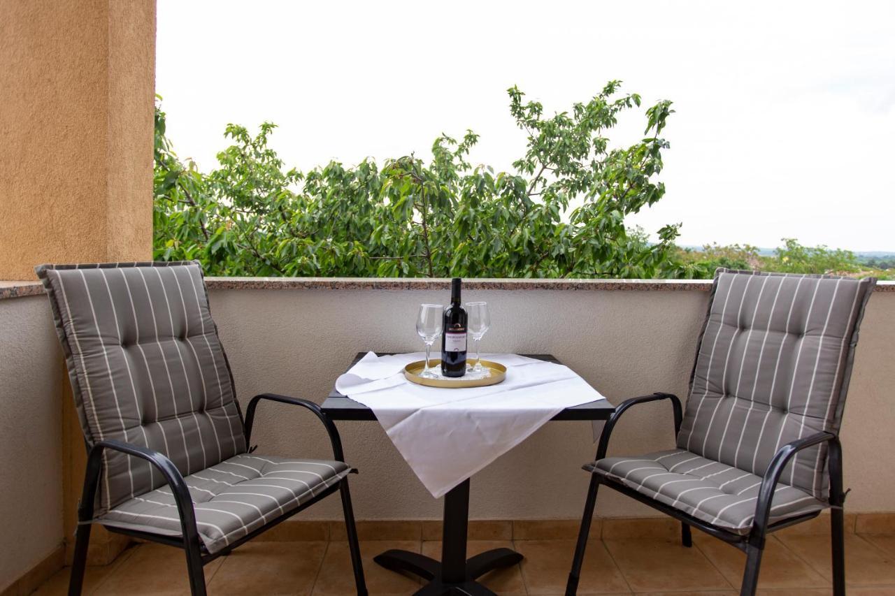 Apartment Matteo Rovinj Exterior photo